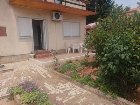 Apartments Pomer
